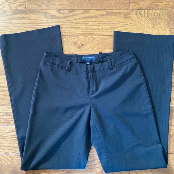 Banana Republic Pants - Dark Gray Banana Republic Slacks